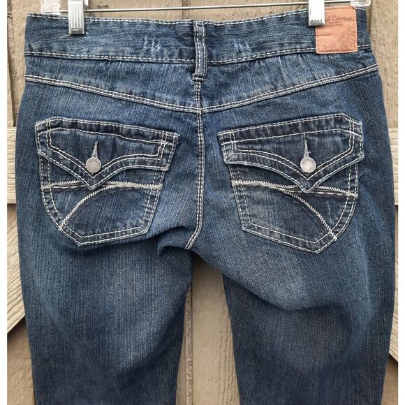 Red Camel blue jean button up capris - Picture 5 of 6